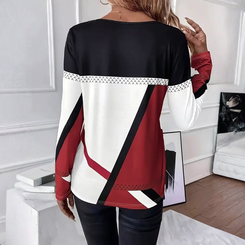 Clara | RELAXED FIT TOP WITH STRIKING DESIGN