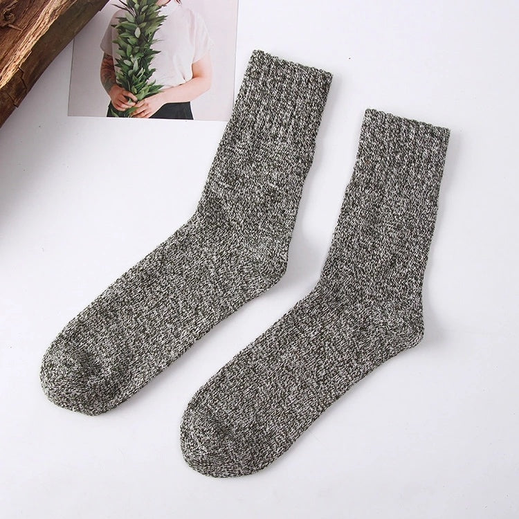 Woolly Winter Socks - Comfortable and warm thermal socks for men and women, designed for breathability and coziness during cold weather. - 6
