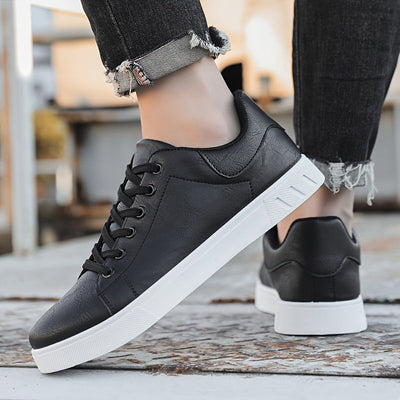 Maxi | Stylish all-season sneakers for men