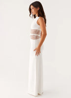Leni | Fitted maxi dress with subtle cut-outs and laces
