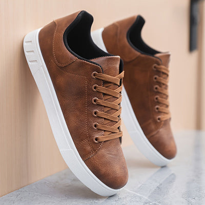 Maxi | Stylish all-season sneakers for men