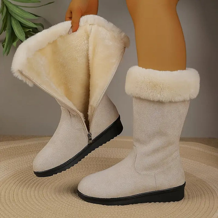 Caro Winter Boots featuring a soft wool lining and a lightweight design, perfect for stylish and comfortable winter wear. - 2