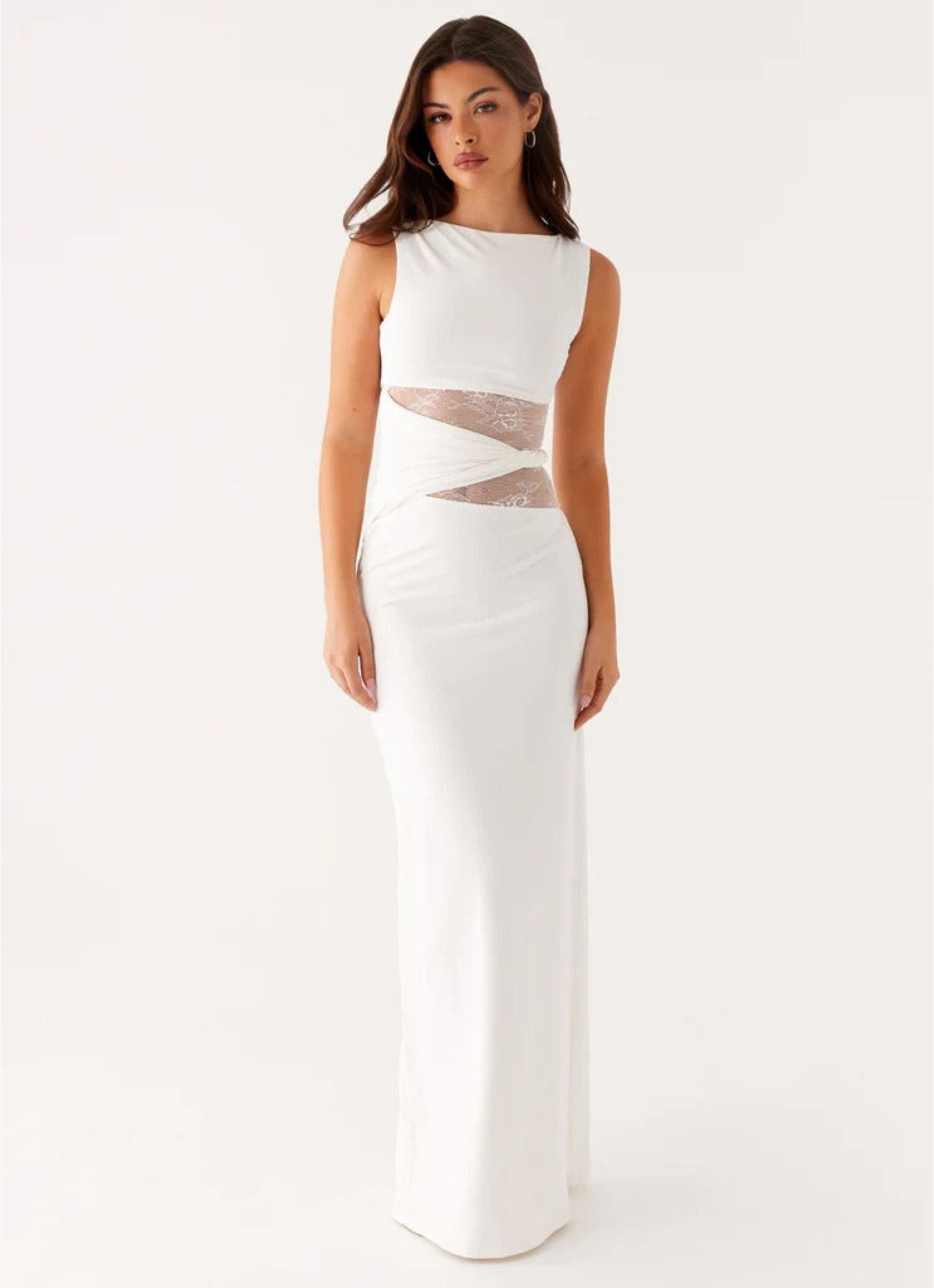 Leni | Fitted maxi dress with subtle cut-outs and laces