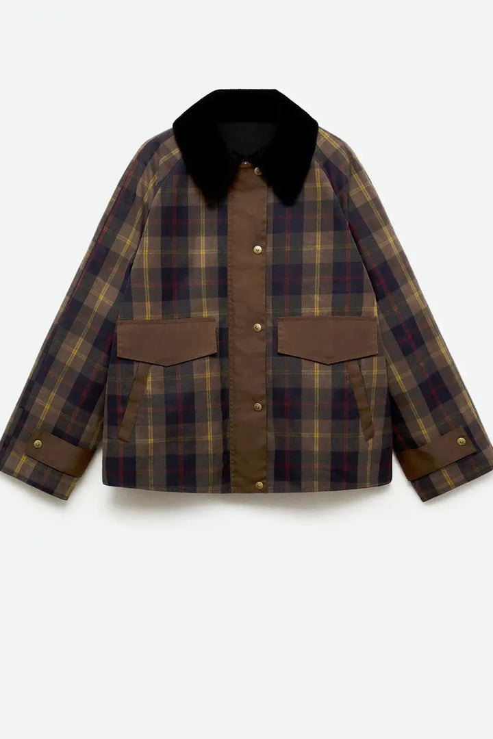 Tessa Classic Jacket in timeless plaid, featuring a straight-cut design and fully lined interior for a stylish and comfortable fit. - 7