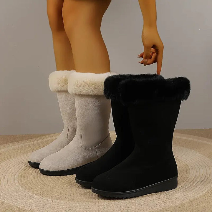 Caro Winter Boots featuring a soft wool lining and a lightweight design, perfect for stylish and comfortable winter wear. - 4