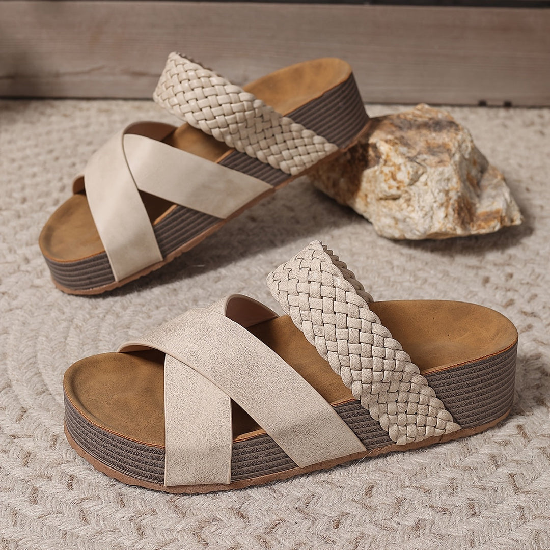 Rosa Sandals for Women featuring orthopedic leather design and non-slip grip, perfect for comfort and support in casual outings. - 3