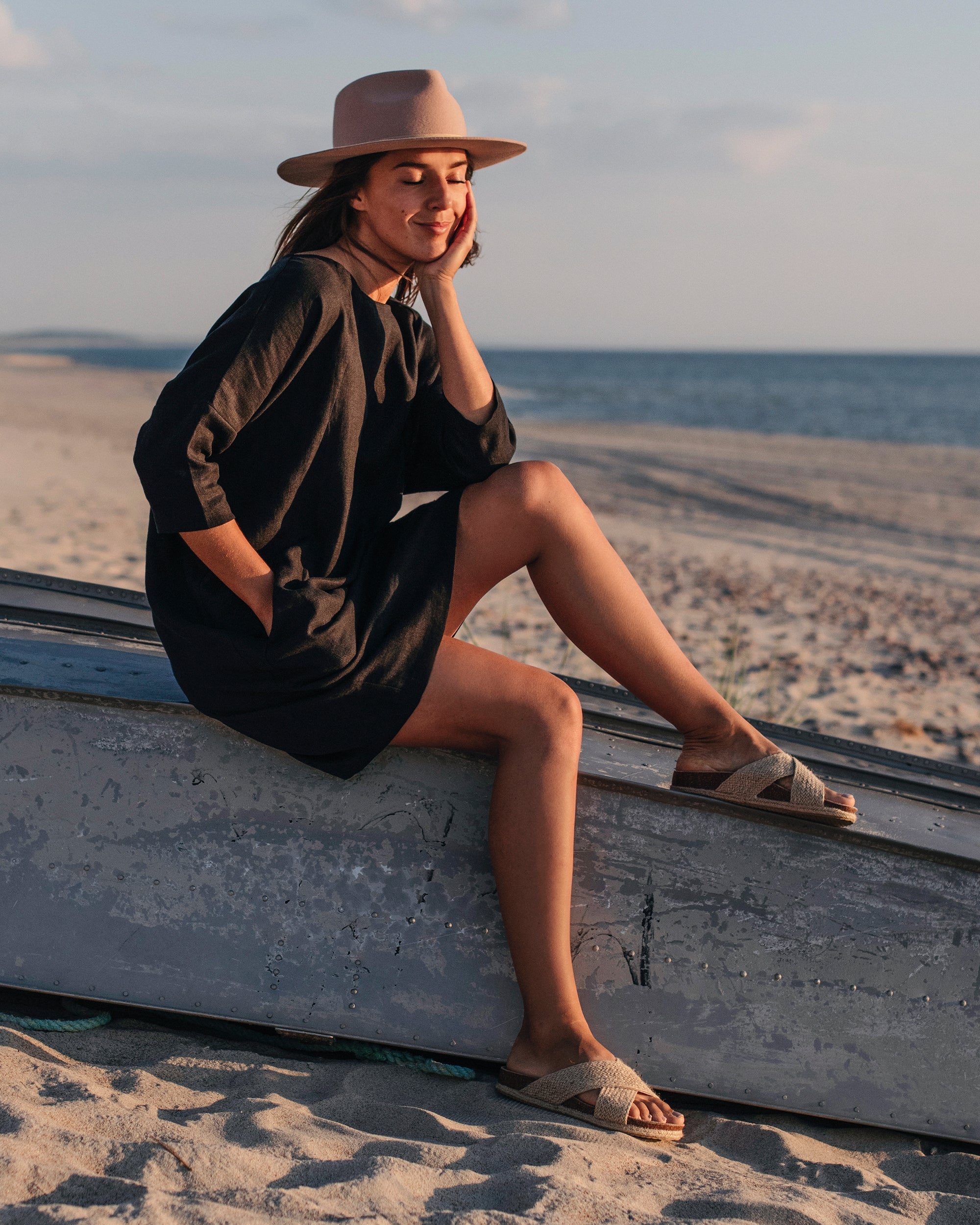 Ava Women's Dress | Relaxed Fit Linen, Knee-Length Summer Dress 3