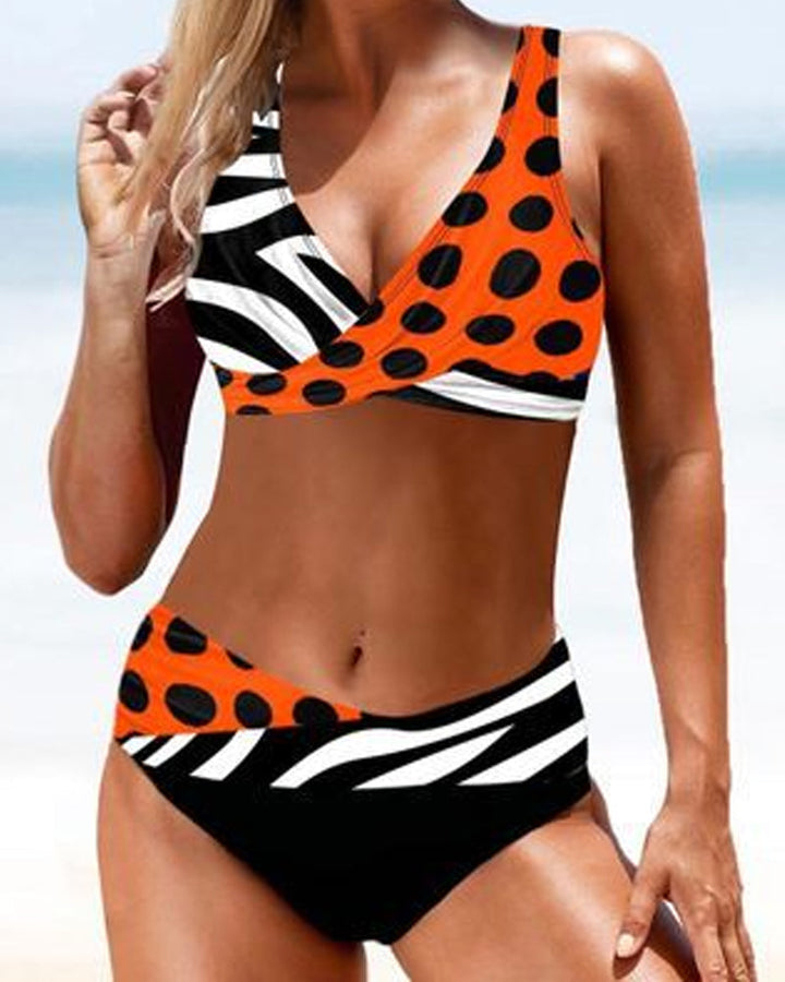 Cora Bikini Set | Premium Stretch Fabric, Flattering Fit 3