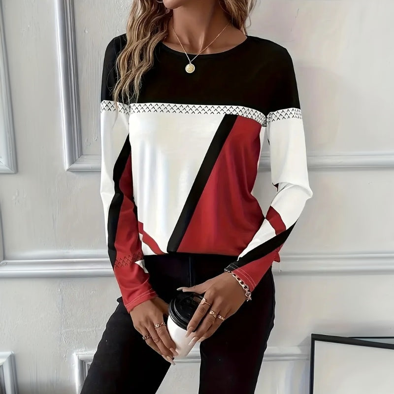 Clara - RELAXED FIT TOP WITH STRIKING DESIGN