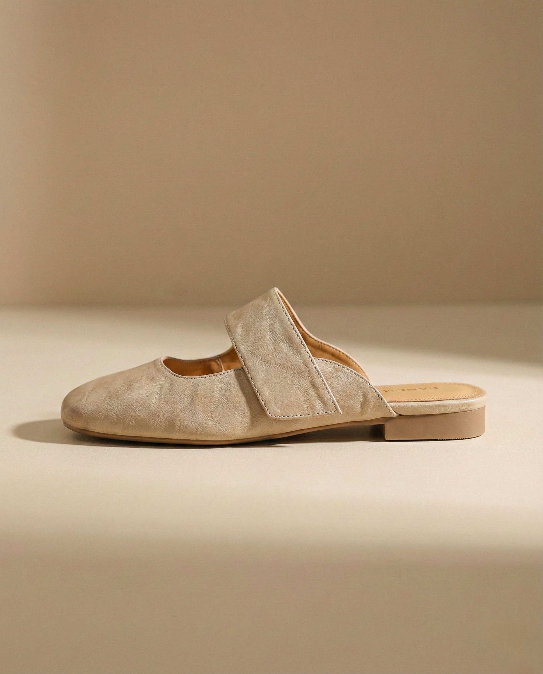 Yena | Leather Square Toe Chunky Heel Mules