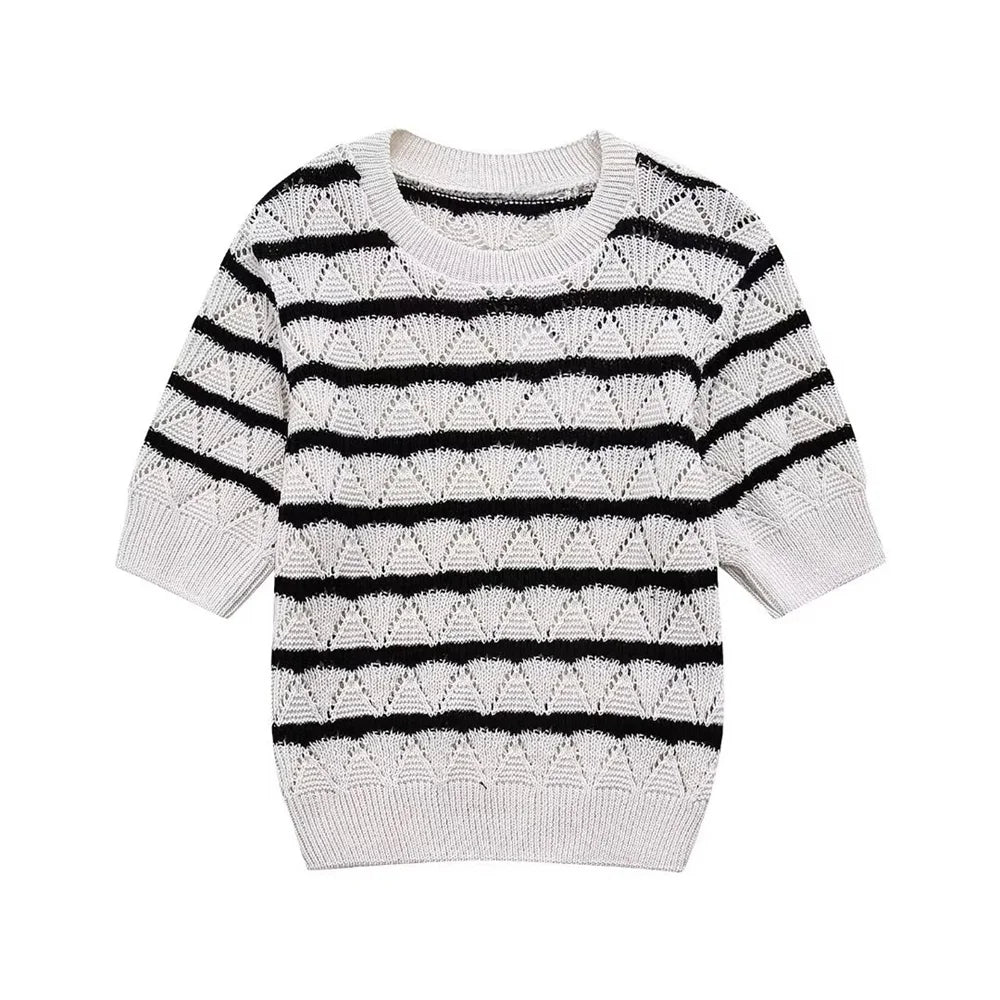 Kira Knit Lounge Set | High-Quality Crop Top and Shorts, Relaxed Fit 5