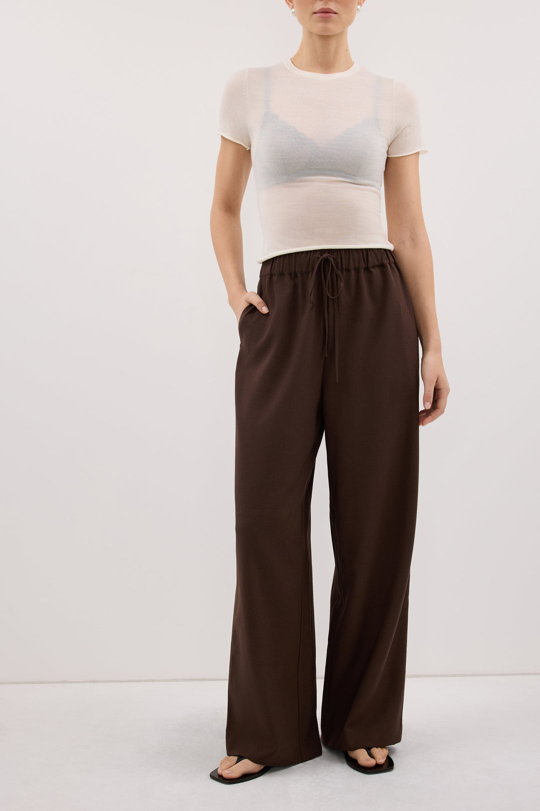 Kora Wide Leg Pants | High Rise, Elastic Waistband, Functional Pockets 4