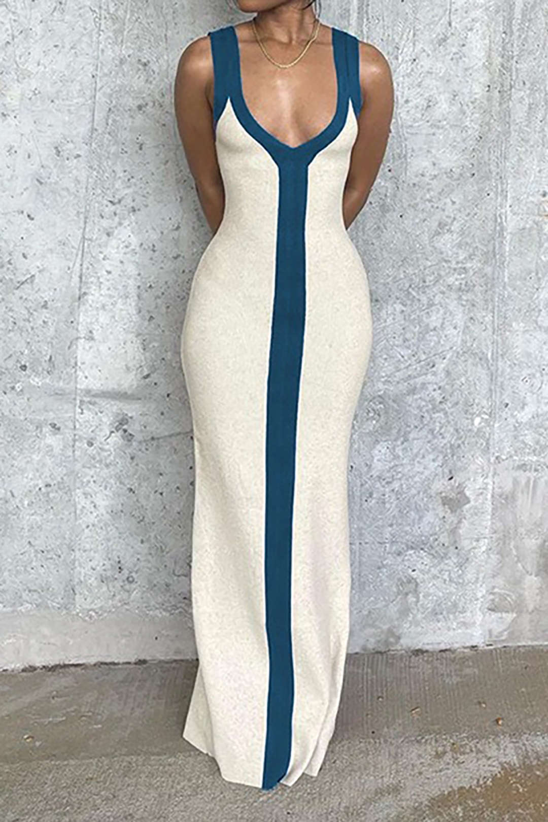 Lacy | V-neck Dress
