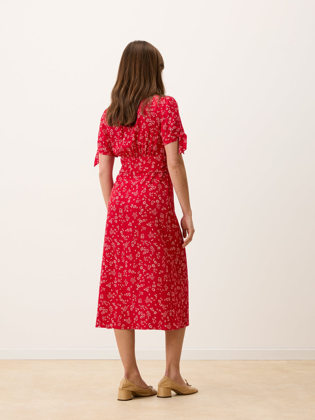 Liora Midi Dress | Floral Print, Slim Fit, V-Neck 3