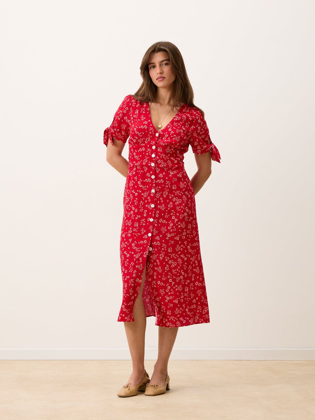 Liora Midi Dress | Floral Print, Slim Fit, V-Neck 5
