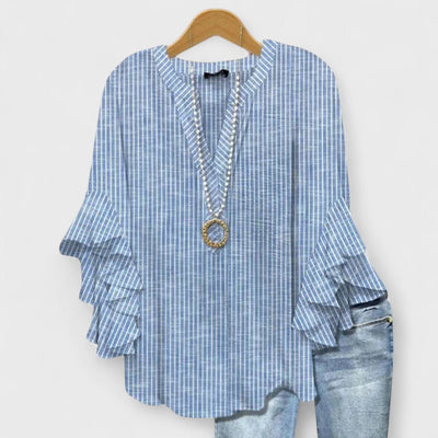 Isabella | Blouse with Elegant Flowers