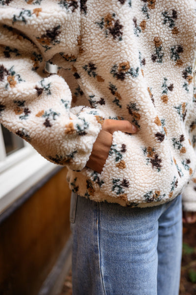 Alice Fleece | Ecru Floral