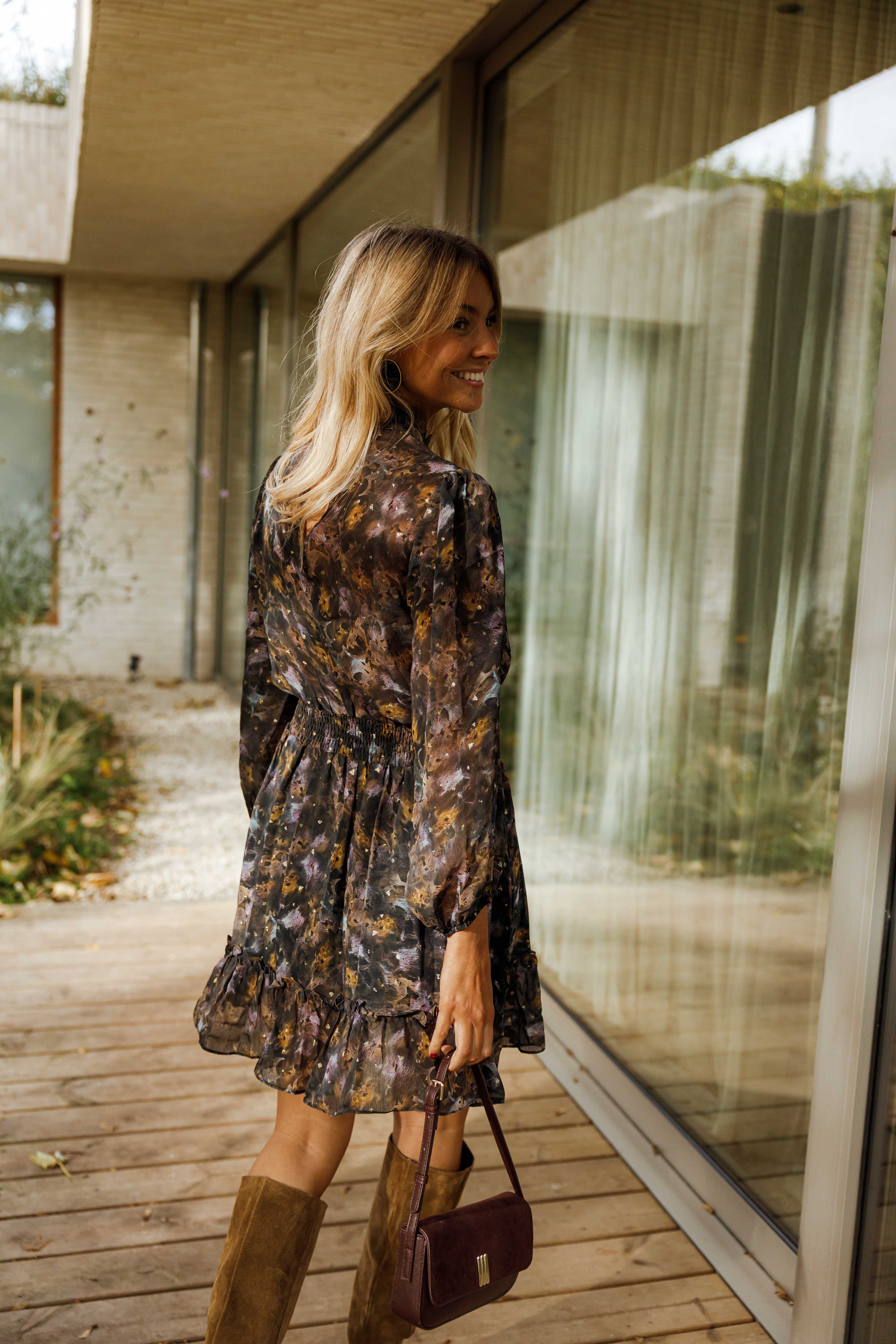 Robe Alexandra | Black Print Elegance