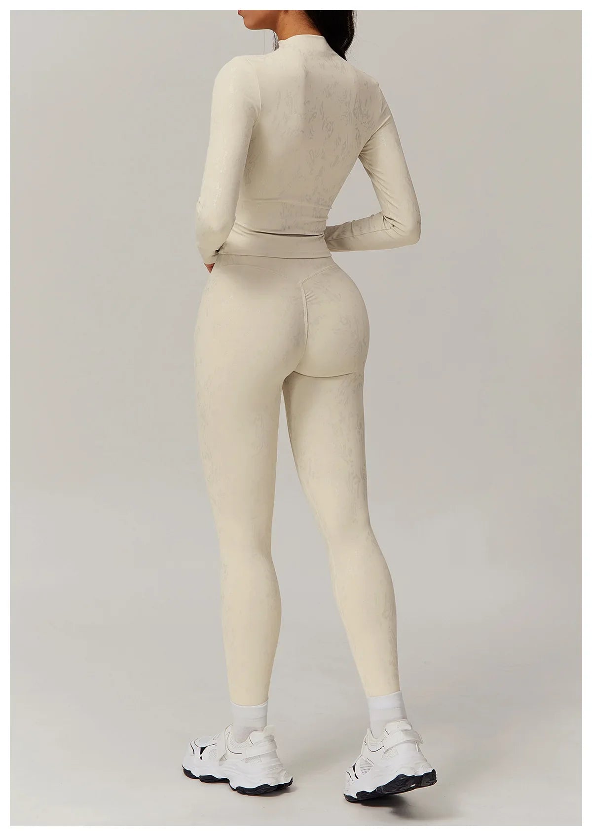 Salutation Stretch Set