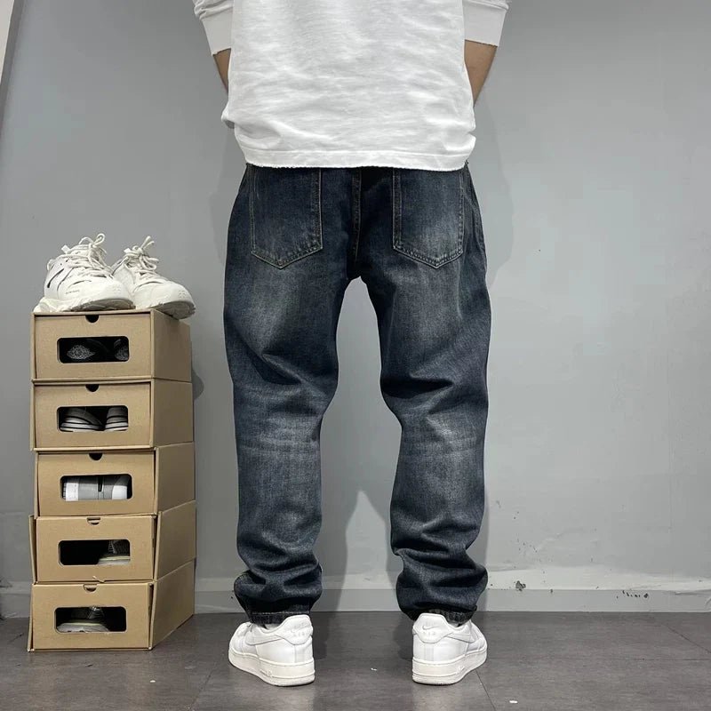 Jasper Ken Jeans in a stylish patchwork design featuring a relaxed fit, perfect for casual wear and modern fashion enthusiasts. - 4