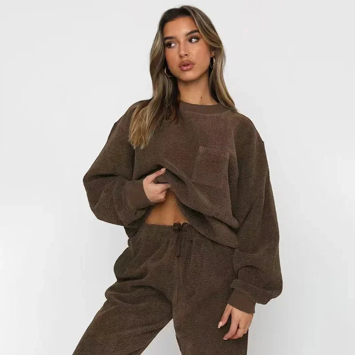 Cora Corduroy Sweatset featuring a soft, relaxed fit in a stylish design, perfect for cozy casual wear. - 4