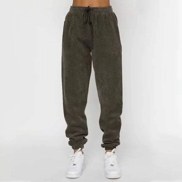 Cora Corduroy Sweatset featuring a soft, relaxed fit in a stylish design, perfect for cozy casual wear. - 7