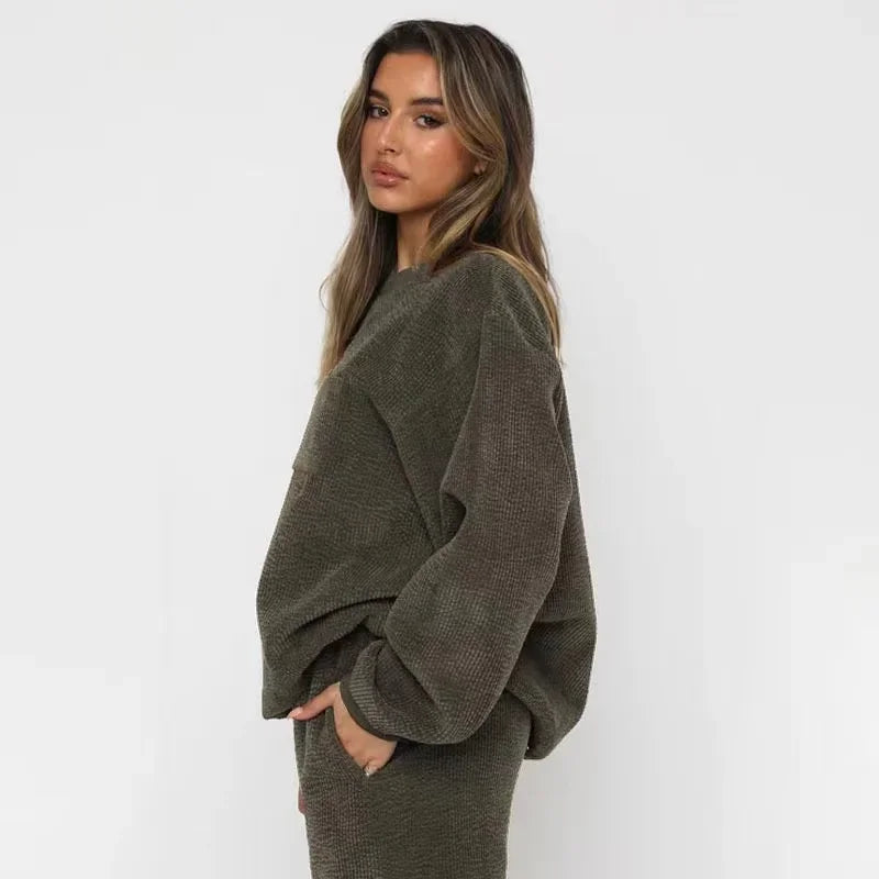 Cora Corduroy Sweatset featuring a soft, relaxed fit in a stylish design, perfect for cozy casual wear. - 6
