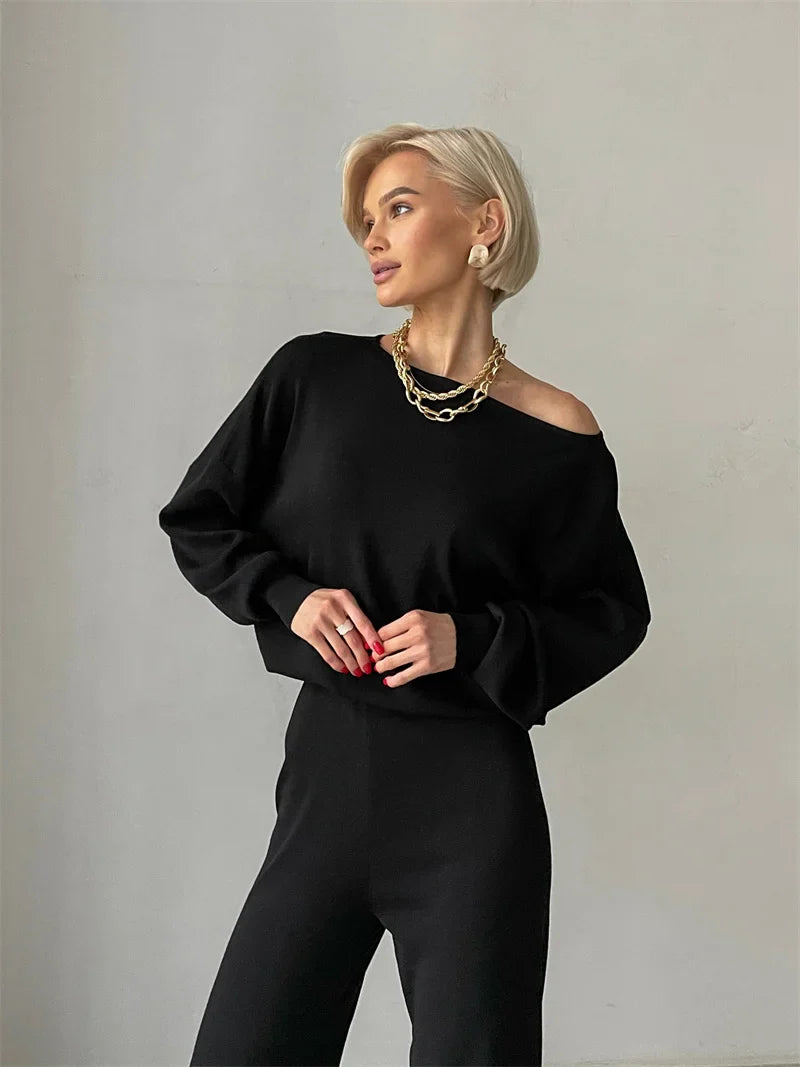 Luxe Eleganza Loungewear Set featuring an ultra-soft knit fabric and stylish off-shoulder design, perfect for comfort and relaxation at home - 13