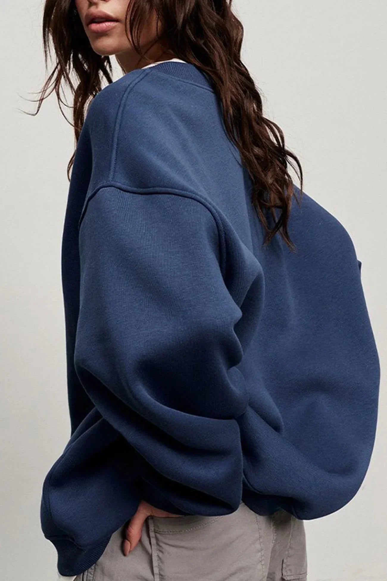 Lola | Oversize sweatshirt with crew neckline