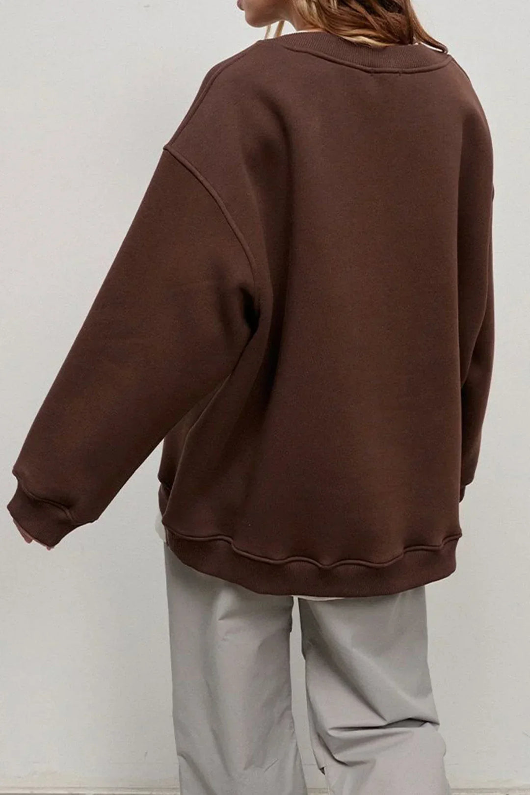 Lola | Oversize sweatshirt with crew neckline
