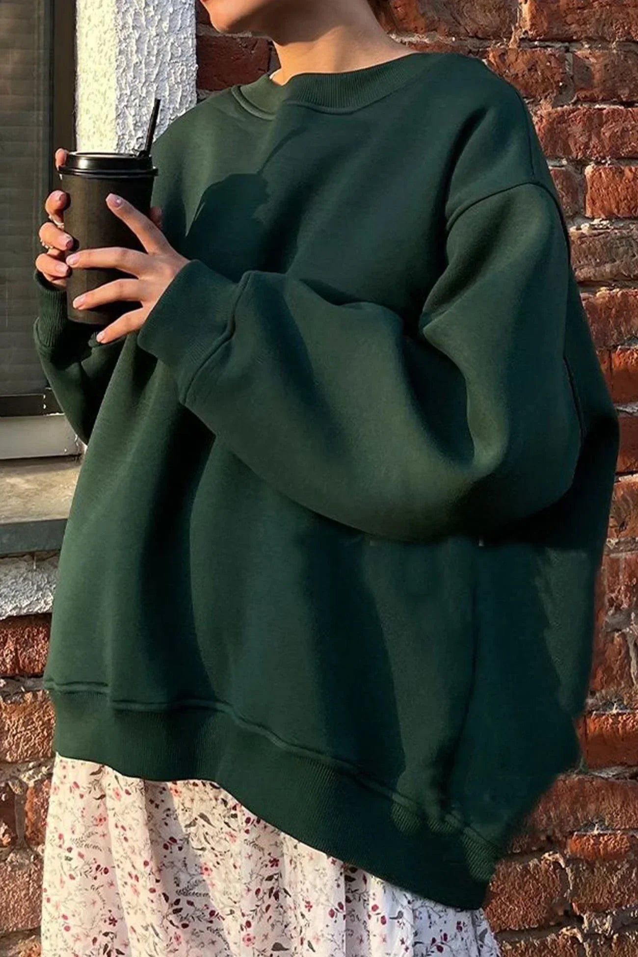 Lola | Oversize sweatshirt with crew neckline