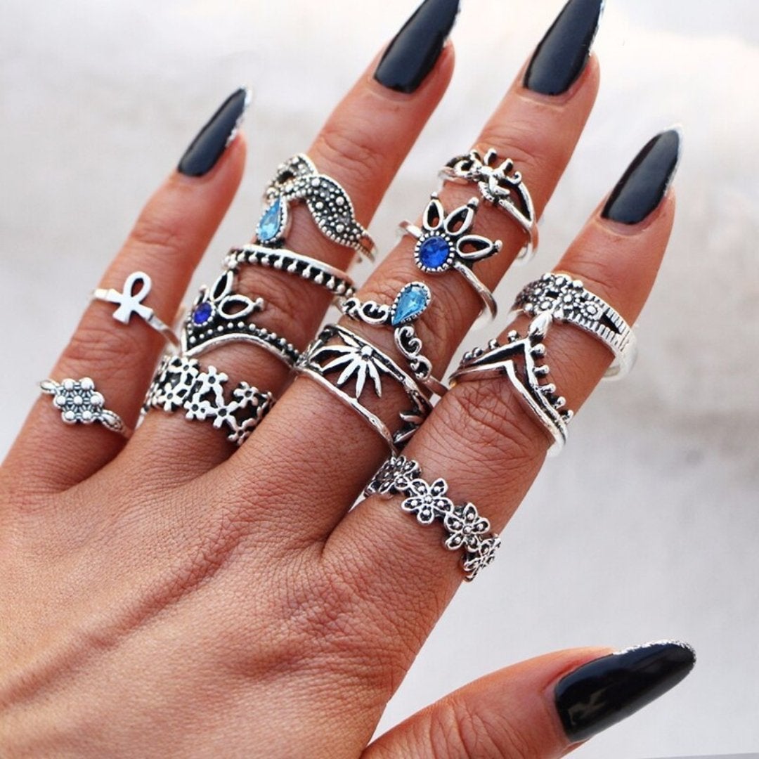 Alisa™ | Unique handmade silver rings