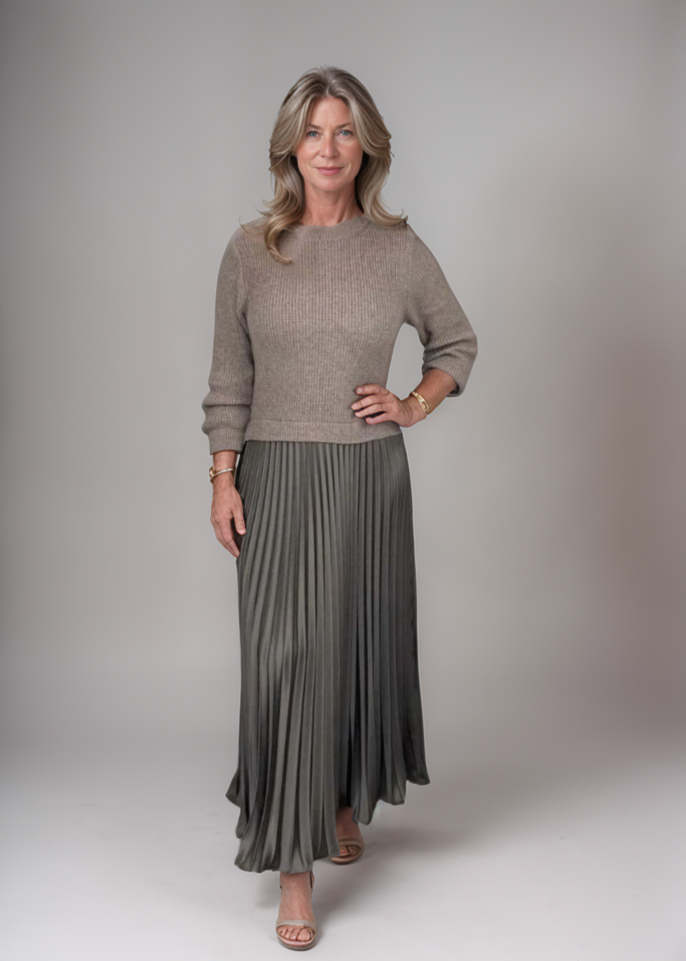Clara | Chic Pullover and Pleated Skirt Set