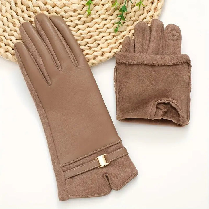 Leather look gloves for winter
