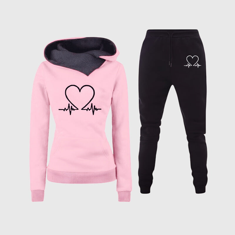 HEARTBEAT | COMFORTABLE TRACKSUIT