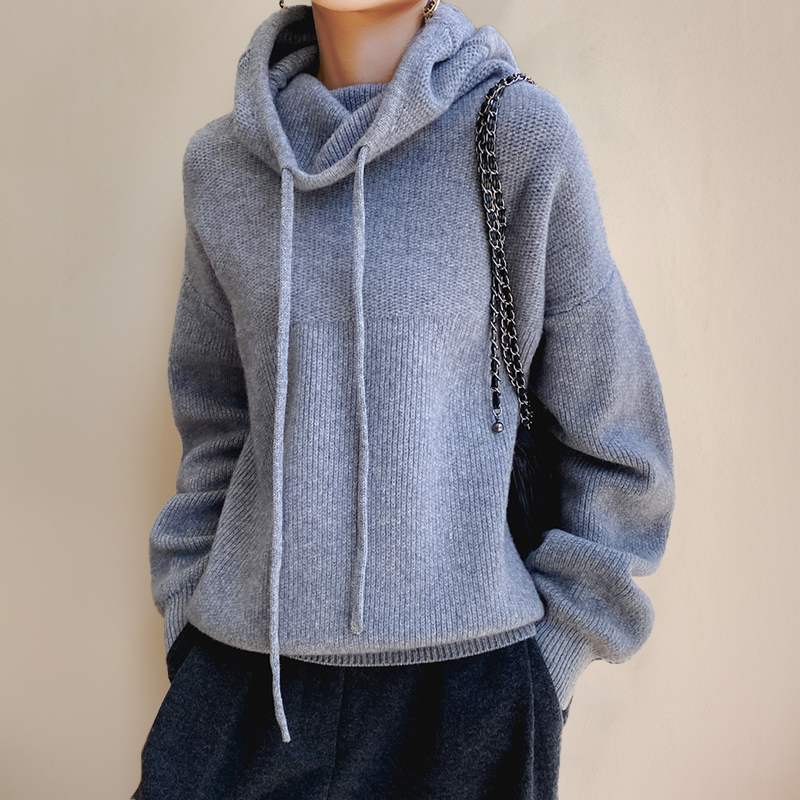 Elvire | Cozy Hooded Pullover Style