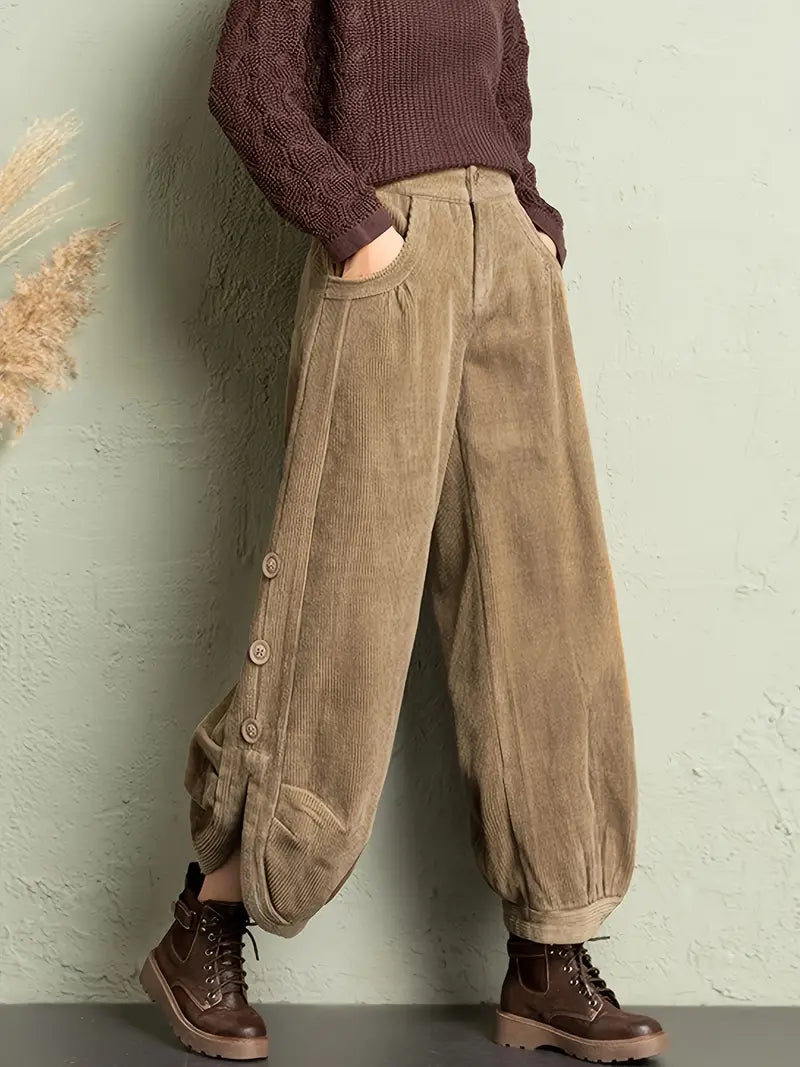 Sierra | Pleated Corduroy Pant