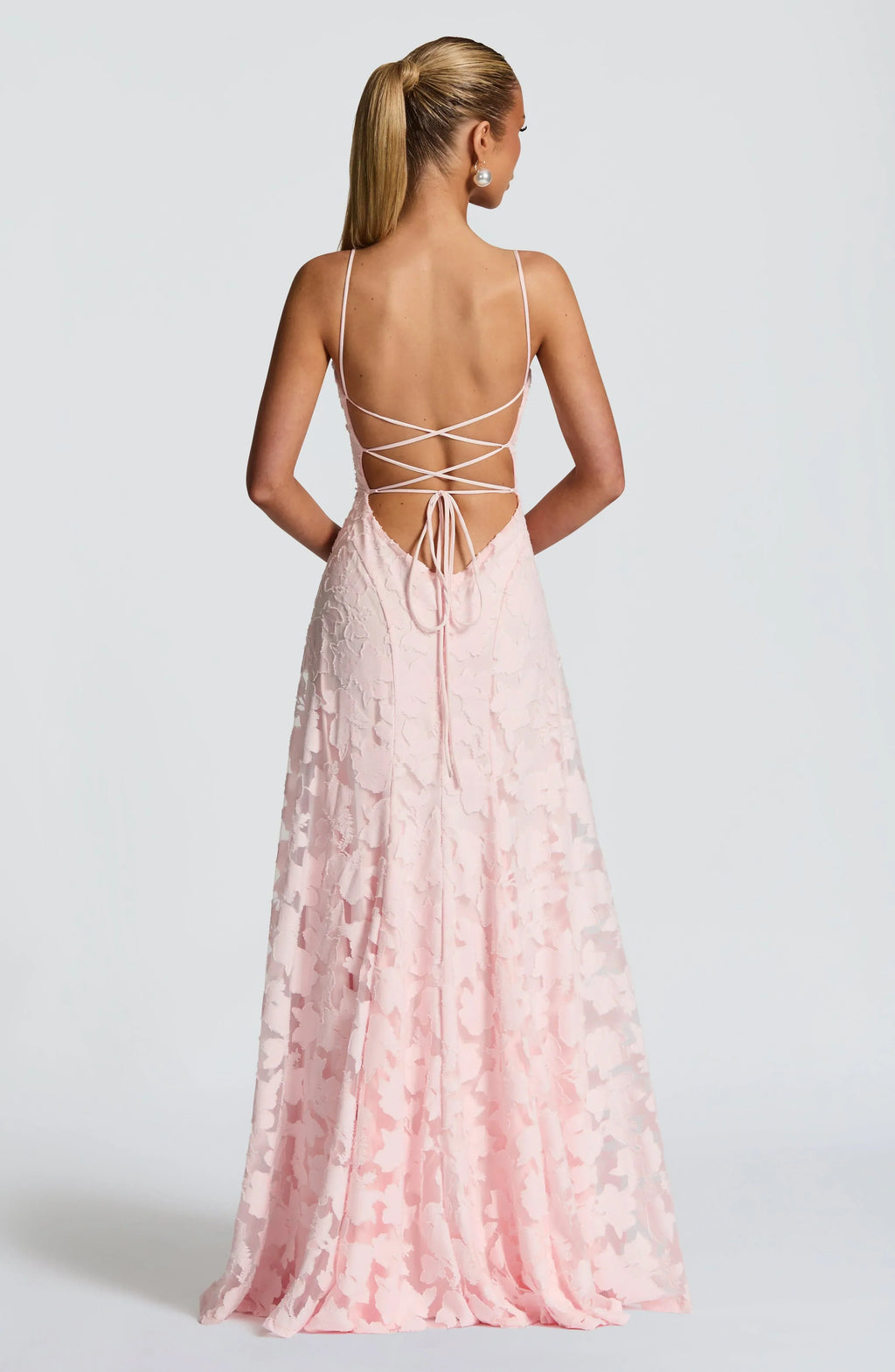 Cleve | Elegant Maxi Dress