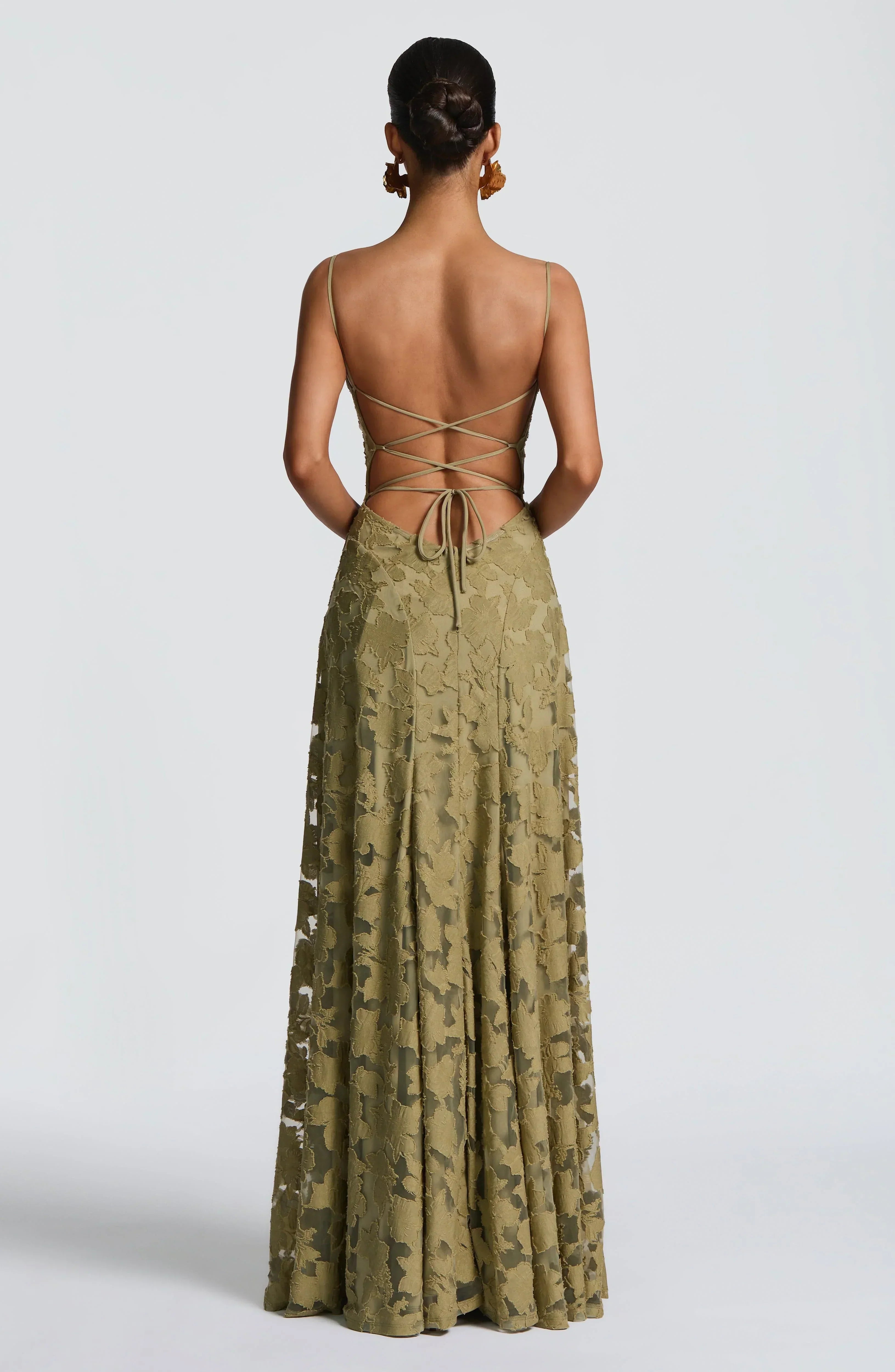 Cleve | Elegant Maxi Dress
