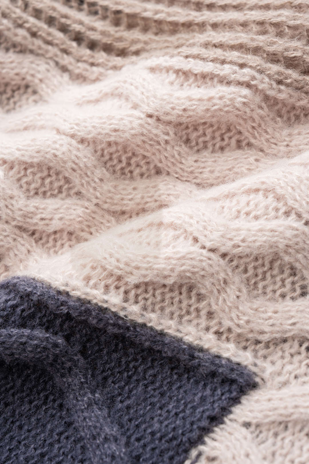 Franka | Contrast Long-Sleeve