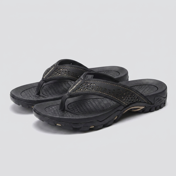 Maverick flip flops black