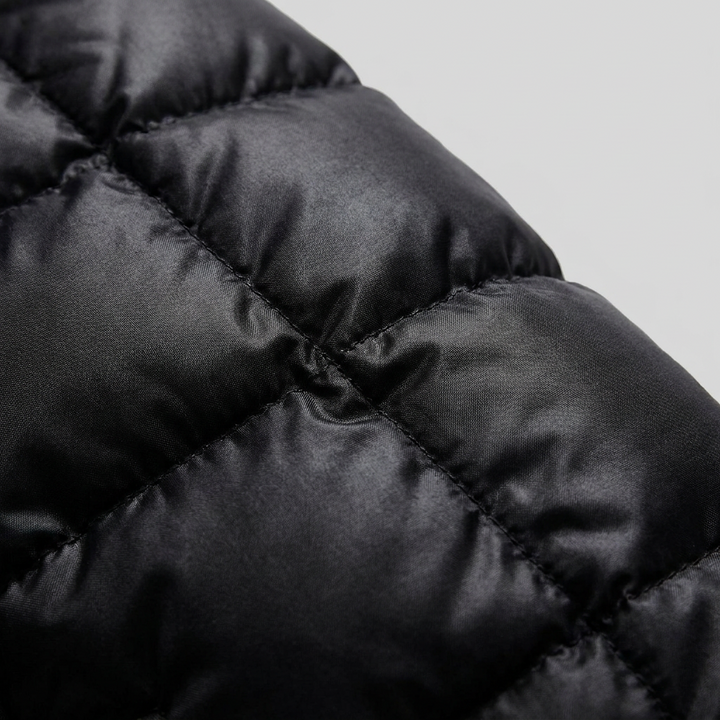 Quinna puffer - stofdetail