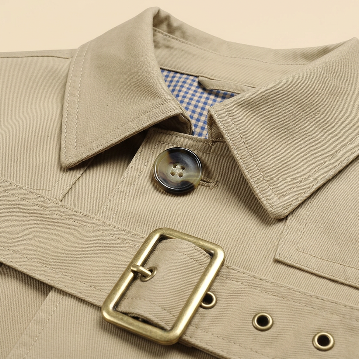 Carter trench detail