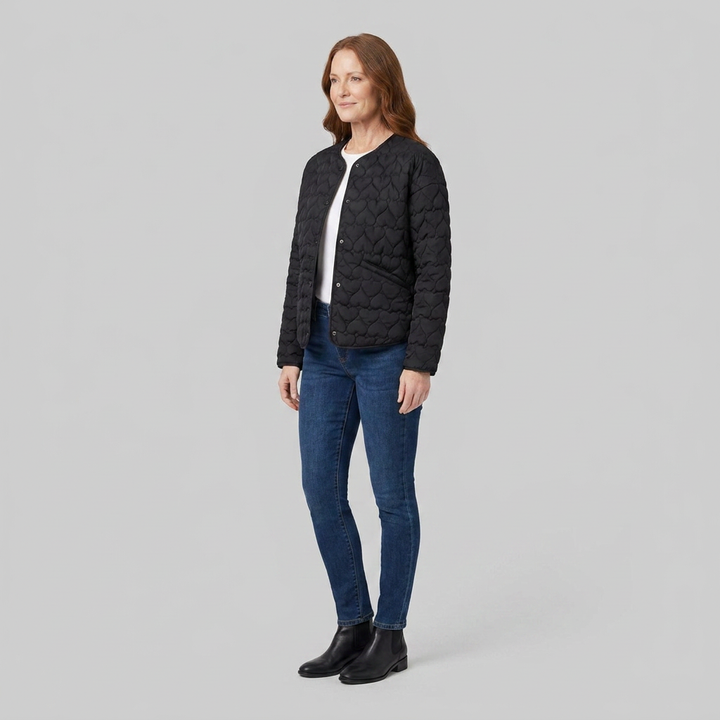 Haven quilted black side