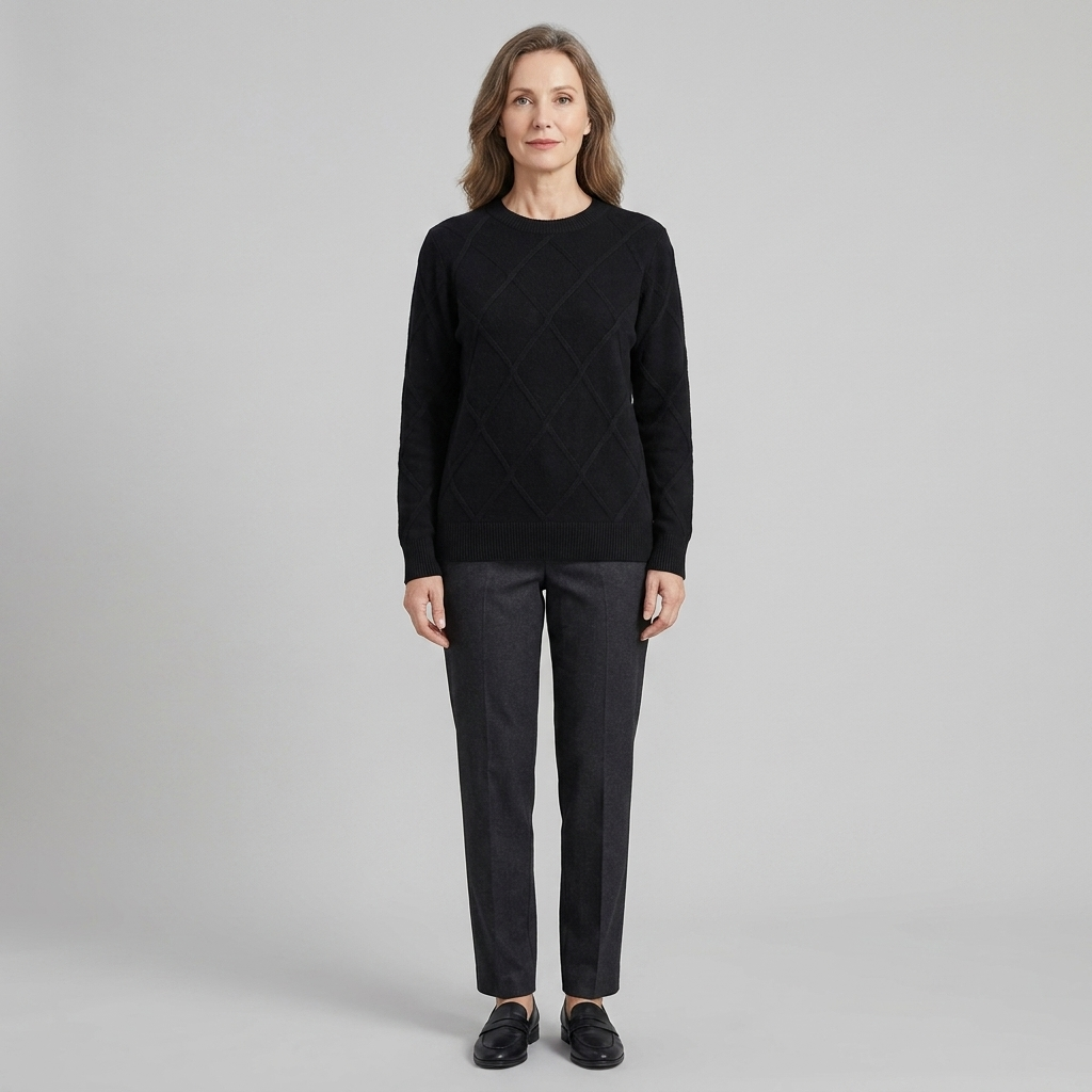 Noble sweater black front