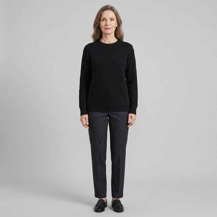 Noble sweater black front