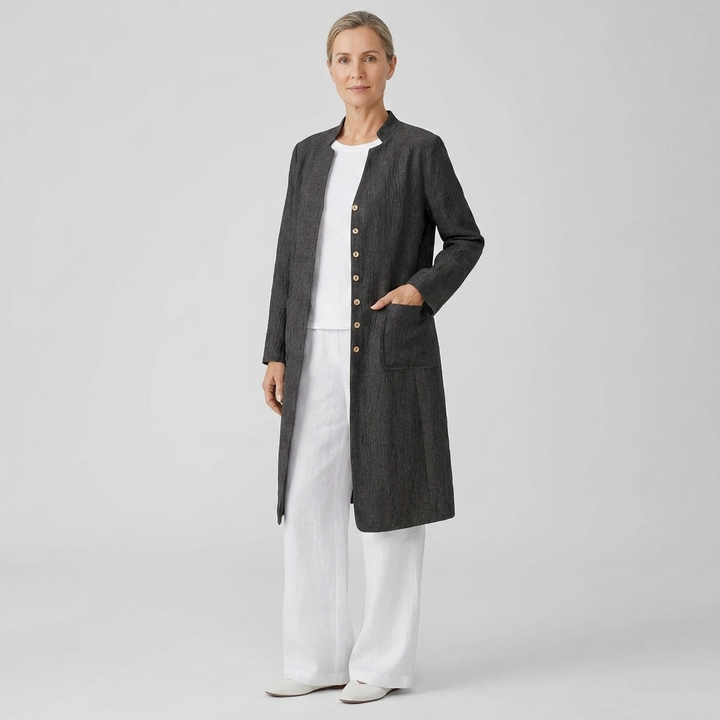 Jovia linen jacket pose