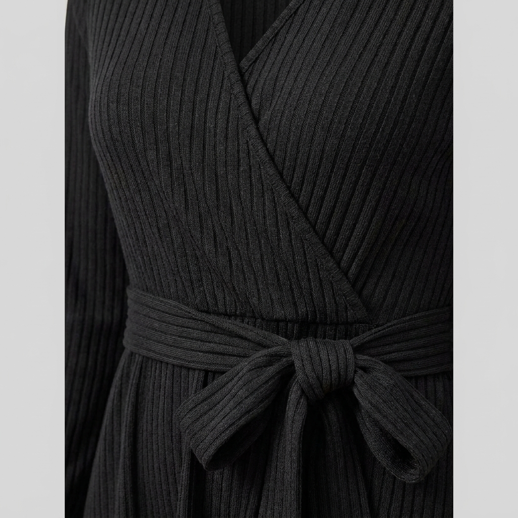 Wynne dress detail