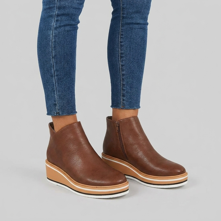 Sable boots dark brown