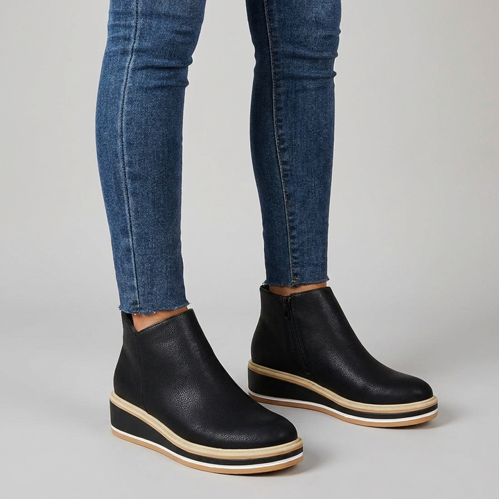 Sable boots black